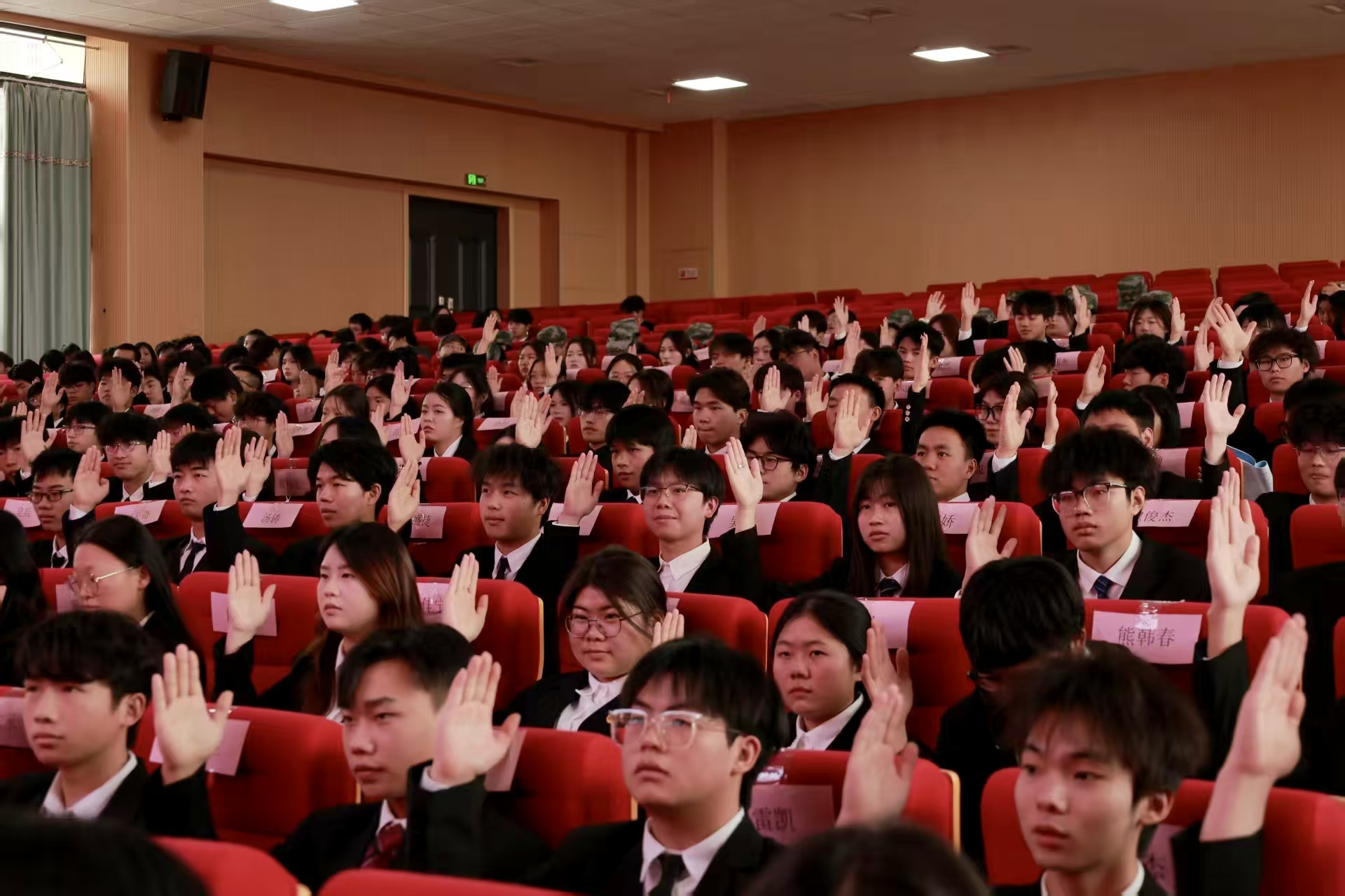 1766624883388 图片 7